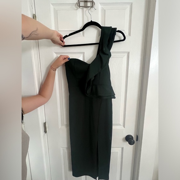 Emerald Green One Shoulder Body Con Midi Dress - Picture 1 of 2